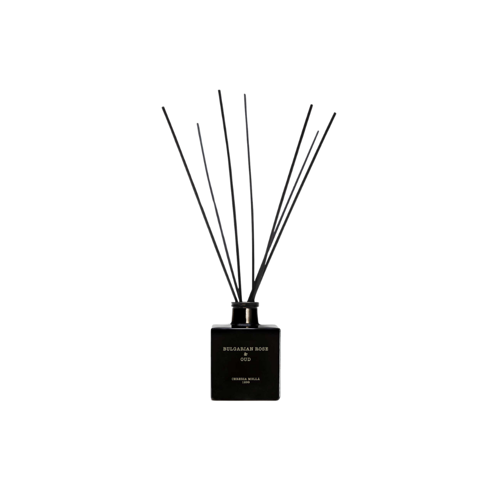 8.4fl oz Large Reed Diffuser Bulgarian Rose & Oud