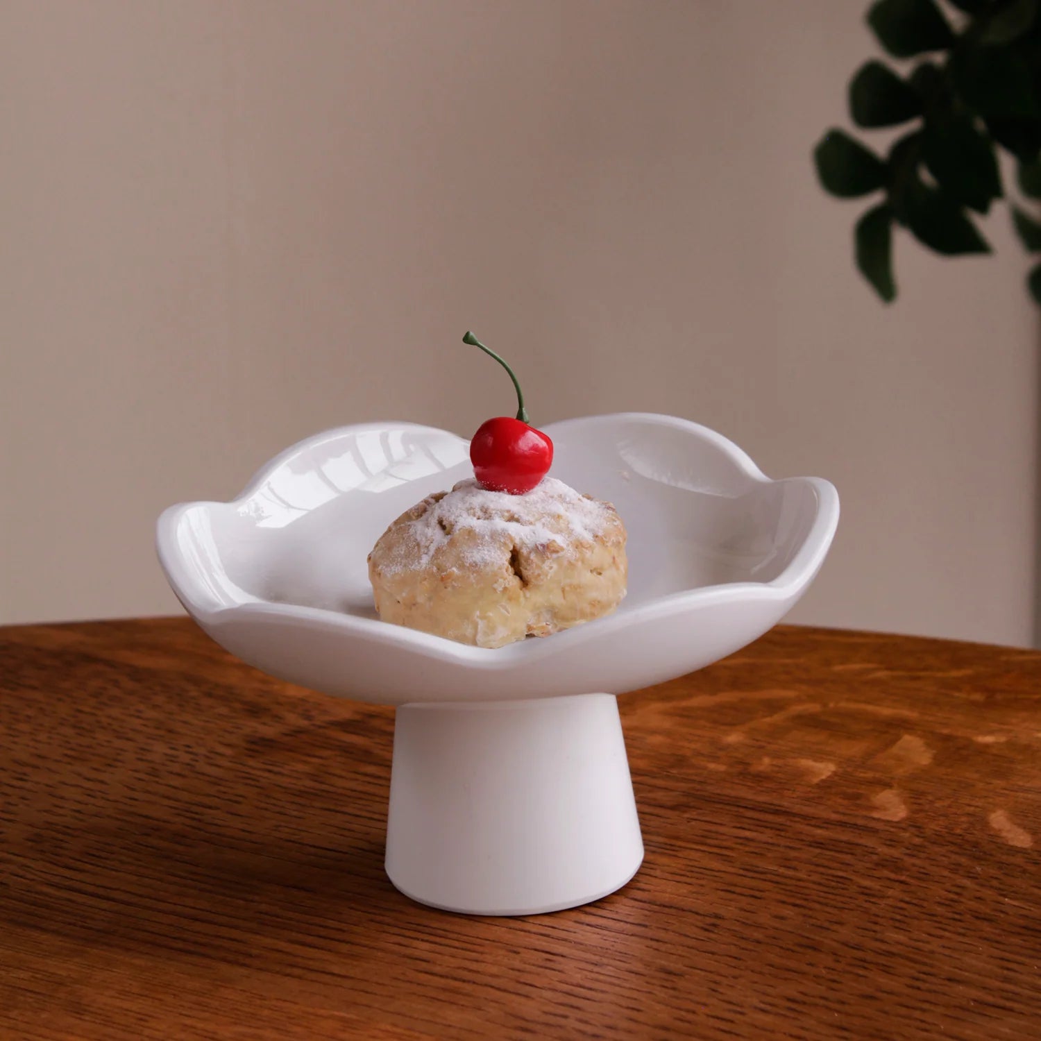 VIDA Amelia Small Pedestal (White)