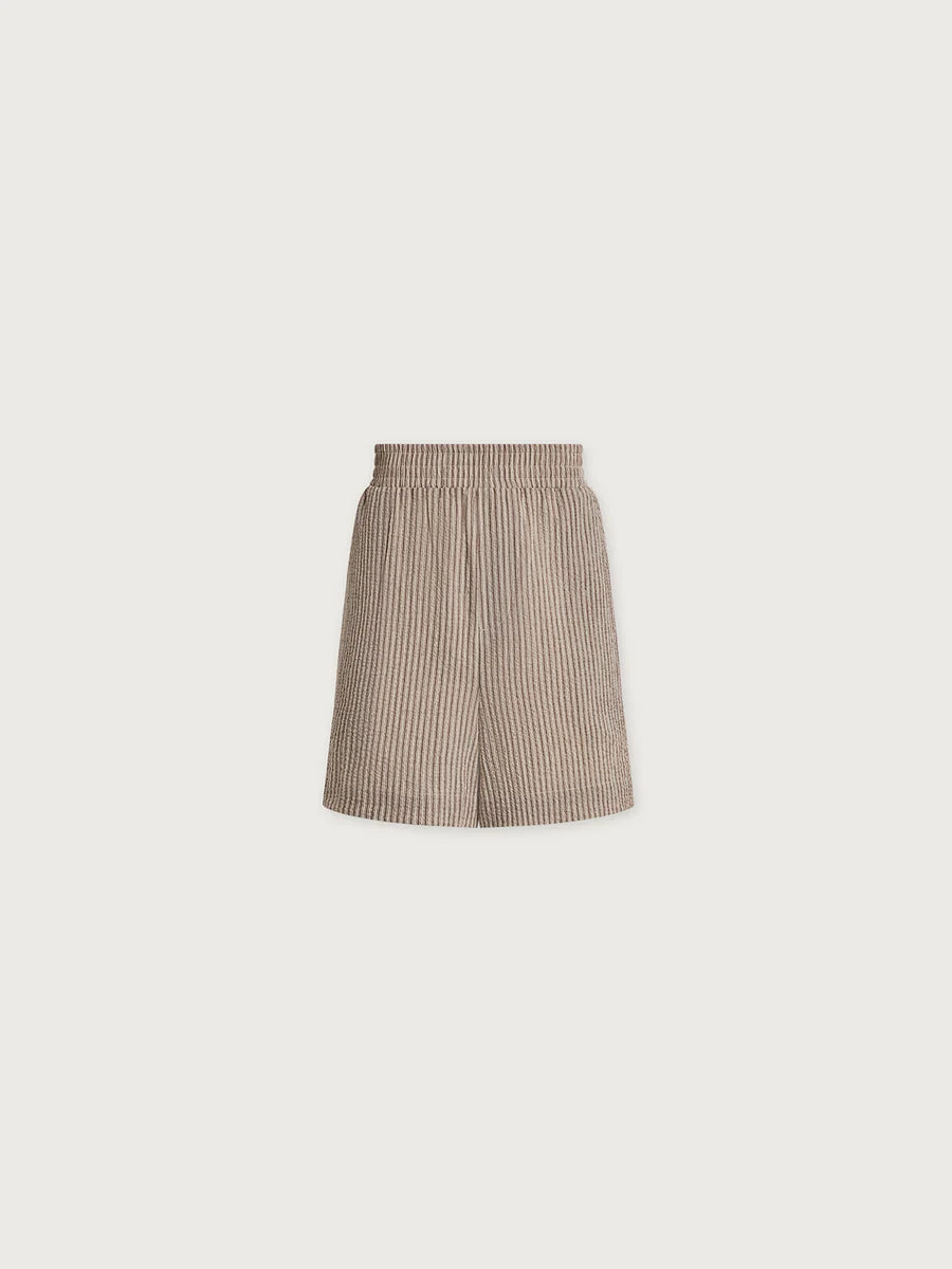 Darina Short 4