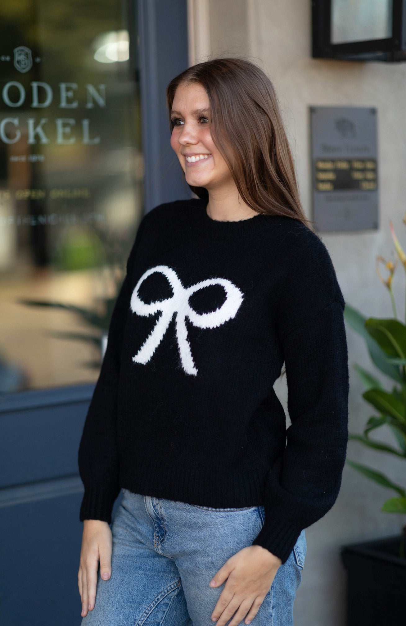 Liselotte Bow Sweater