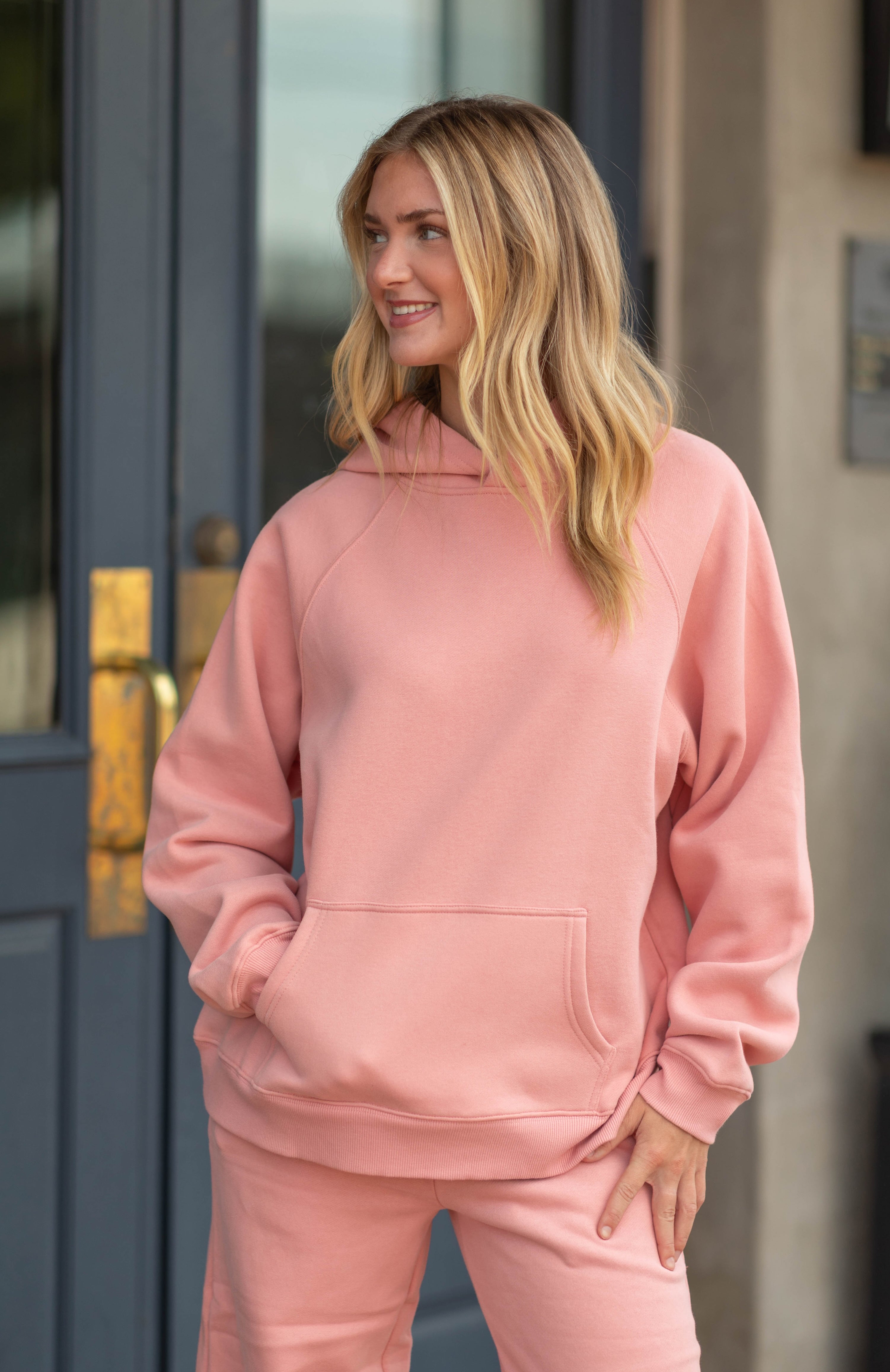 HILLA FLEECE RAGLAN LS OVERSIZED HOODIE