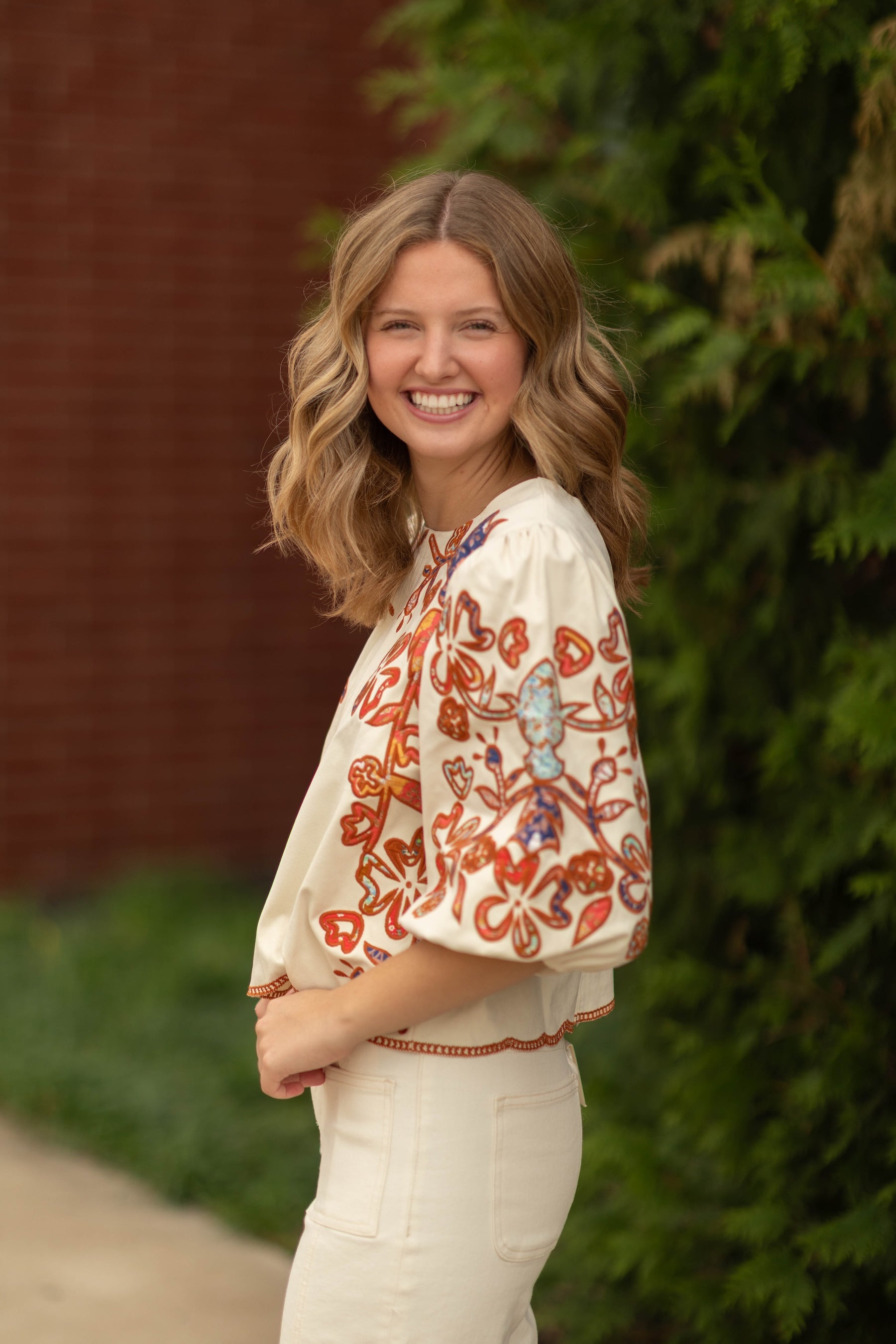 Floral Embroidered Puff Sleeve Top