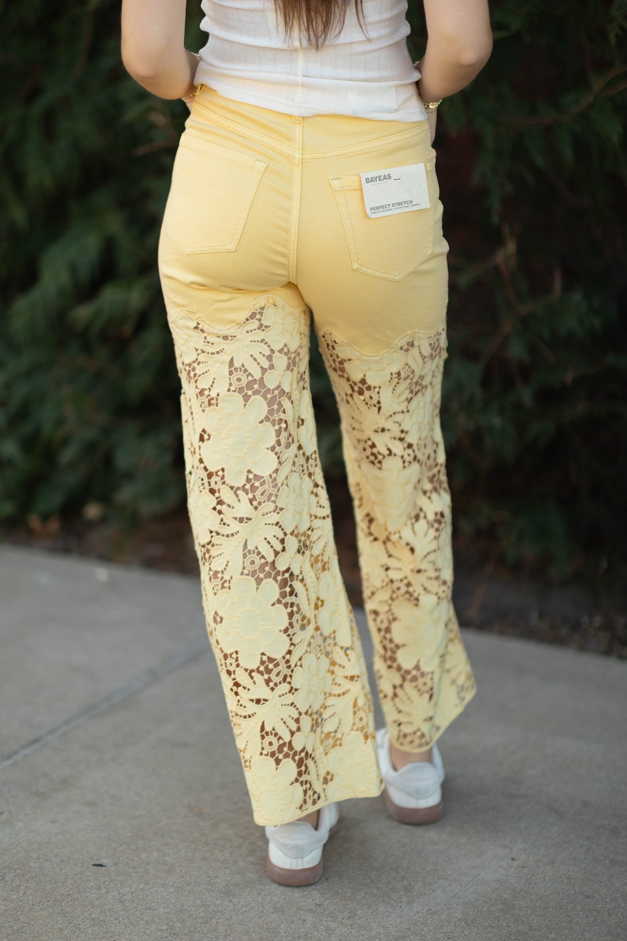 Flora High Rise Wide Leg Jeans