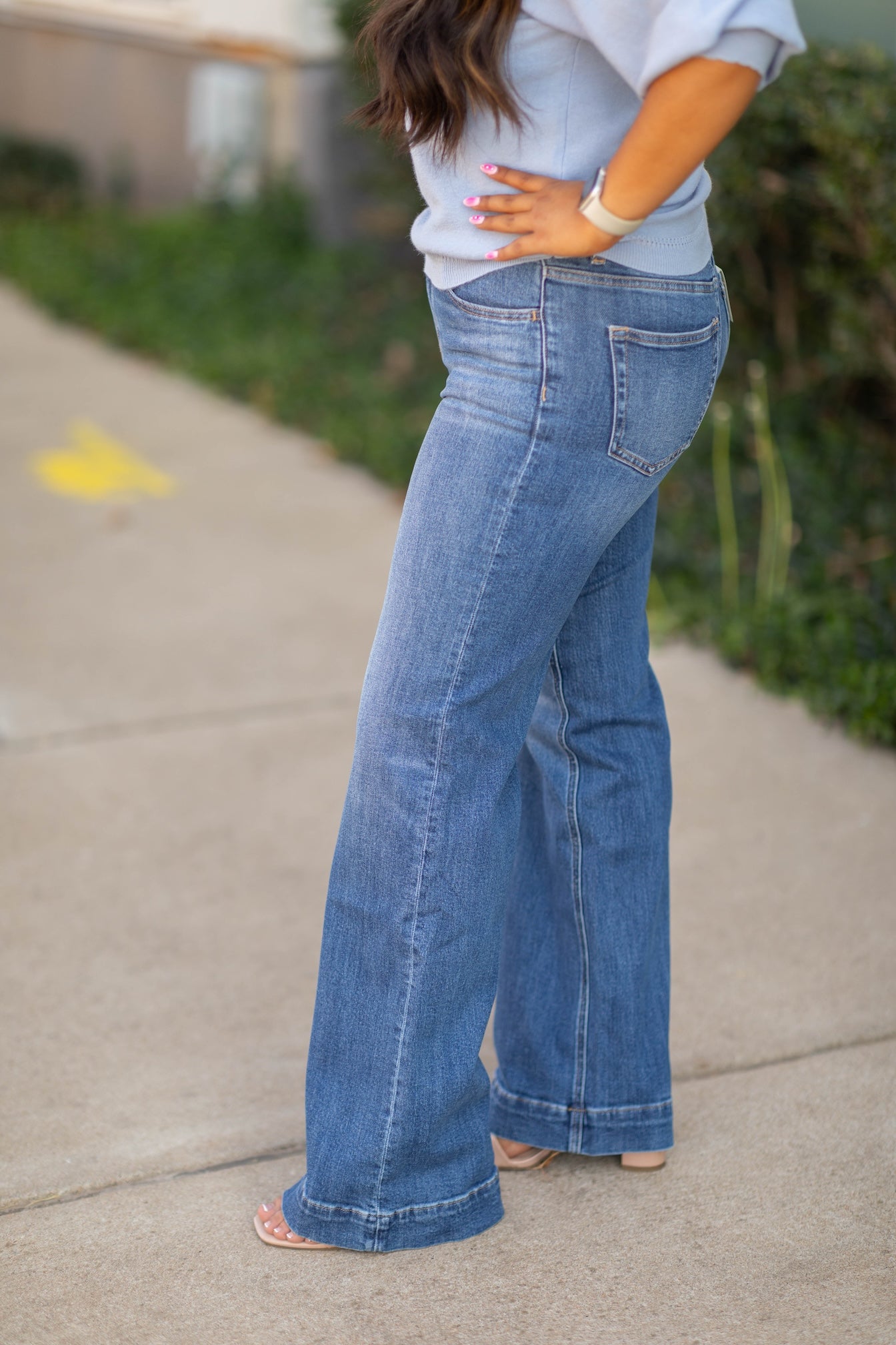 Low Rise Wide Leg Jeans