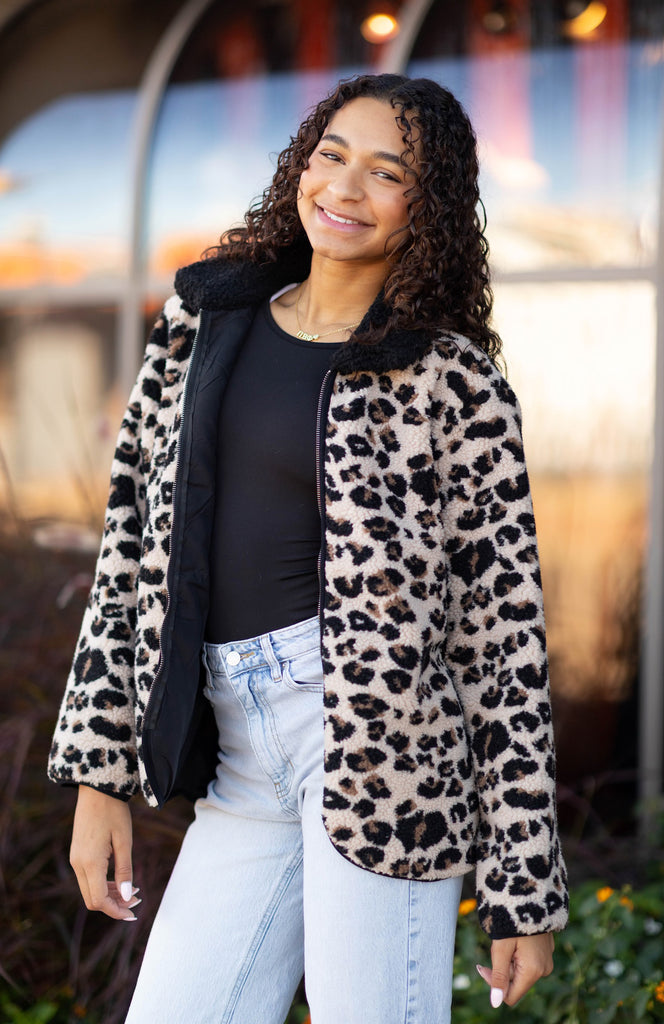 Joline Sherpa Zip Front Jacket — Wooden Nickel