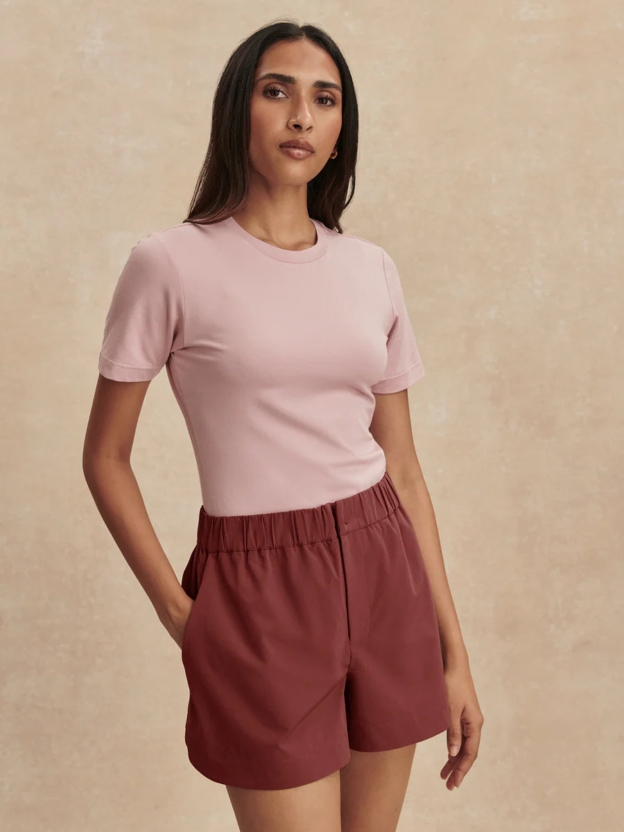 Nila Mid Rise Short 3.5