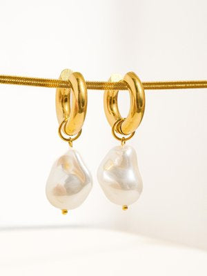 Oceana Pearl Earrings