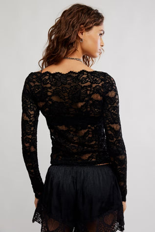 RAISING EYEBROWS LACE TOP