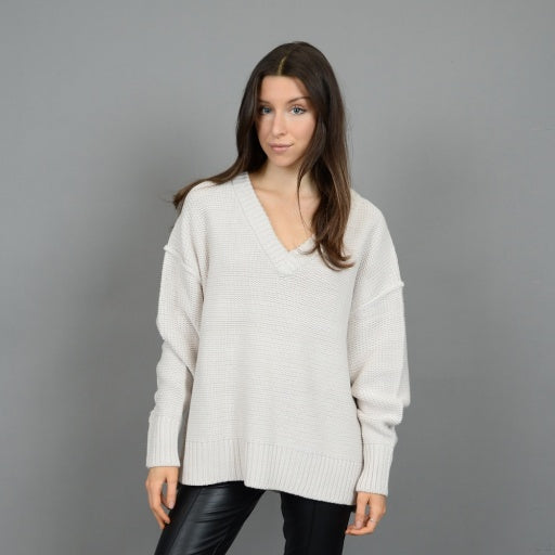 Zyvonna V Neck Pullover