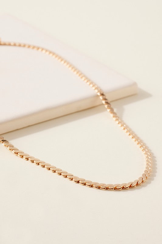Wavy Chain Necklace Gold